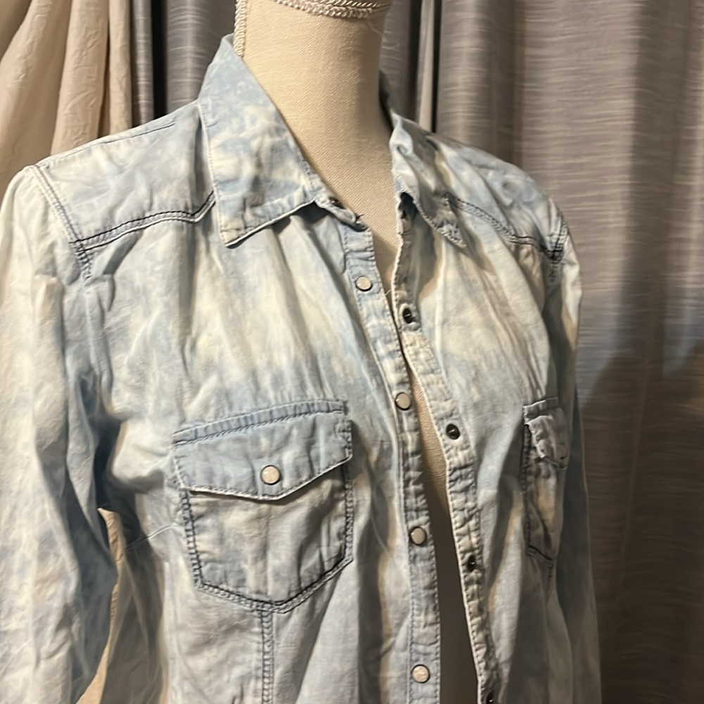 Shirt - Picture 5 of 5